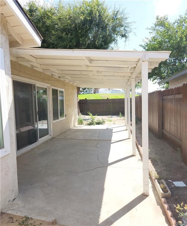 10160 Medallion Place Riverside, CA 92503 - Photo 26 of 29