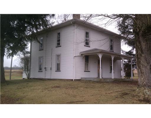 490 South Foster Road Jackson Center, PA 16133 - Photo 2 of 13 Exterior Front.