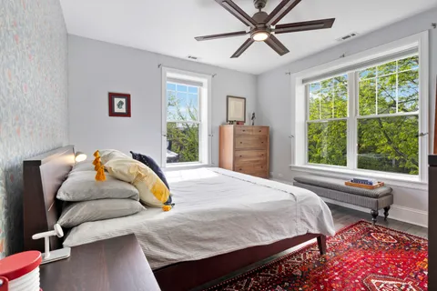 $349,000 | 2705 North Mildred Avenue, Unit 3C, Chicago, IL 60614