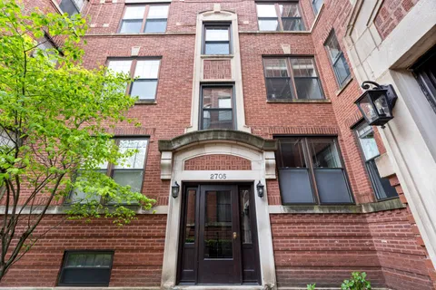 $349,000 | 2705 North Mildred Avenue, Unit 3C, Chicago, IL 60614