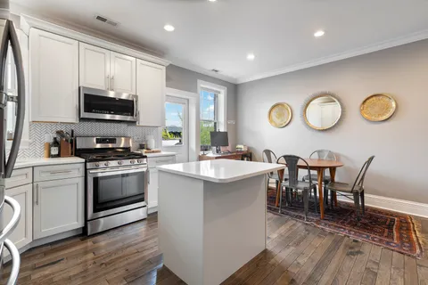 $349,000 | 2705 North Mildred Avenue, Unit 3C, Chicago, IL 60614