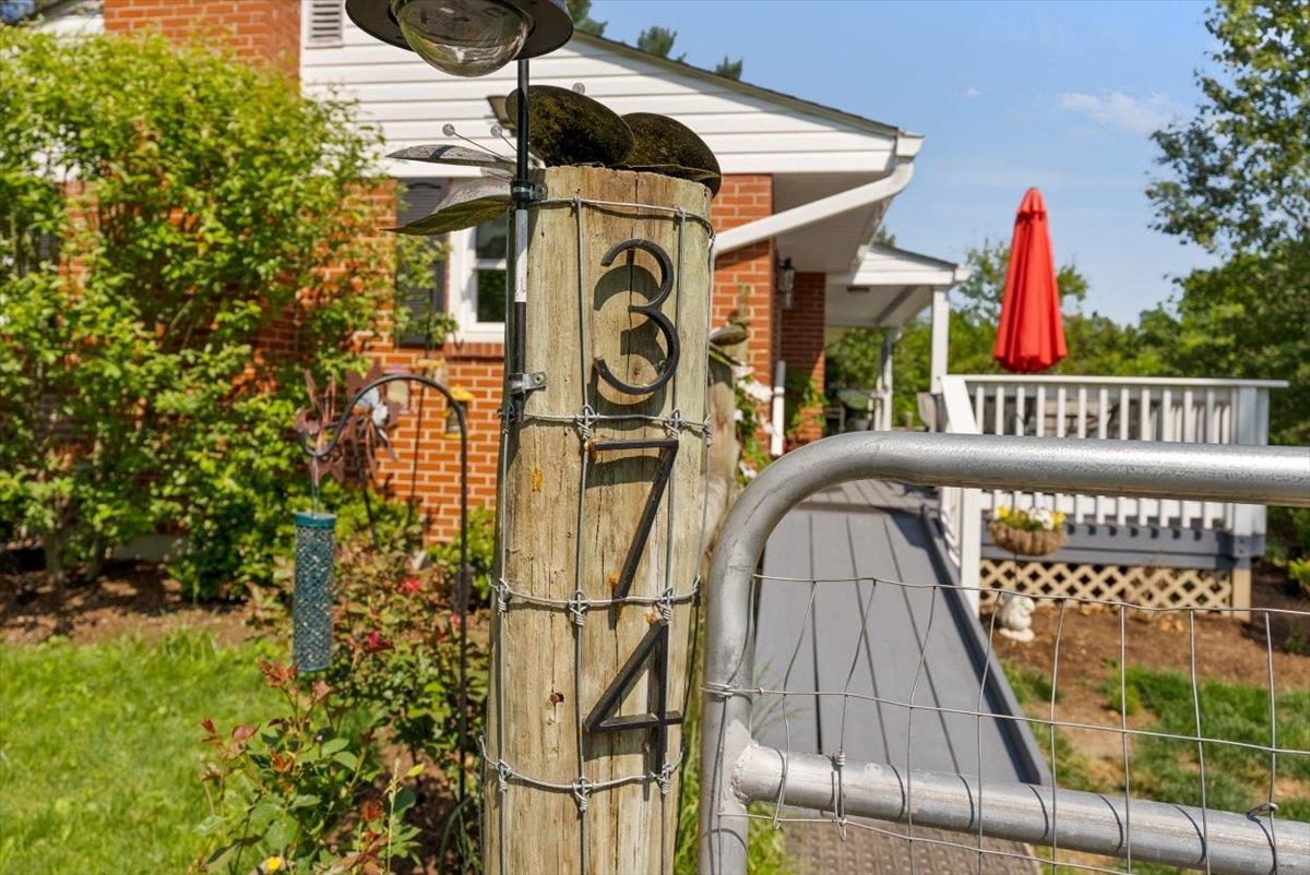 374 Hermitage Road Staunton, VA 24401 - Photo 4 of 51 Gallery Image 4