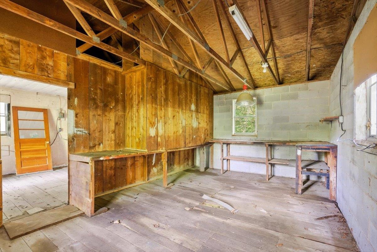 374 Hermitage Road Staunton, VA 24401 - Photo 47 of 51 Gallery Image 47