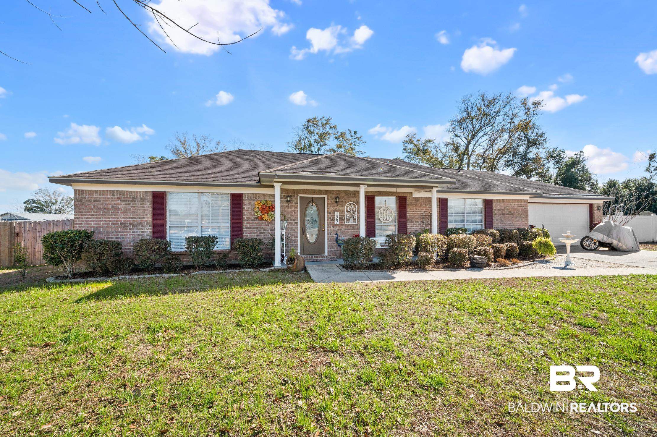 127 Pennbrooke Loop Foley, AL 36535 - Photo 2 of 32