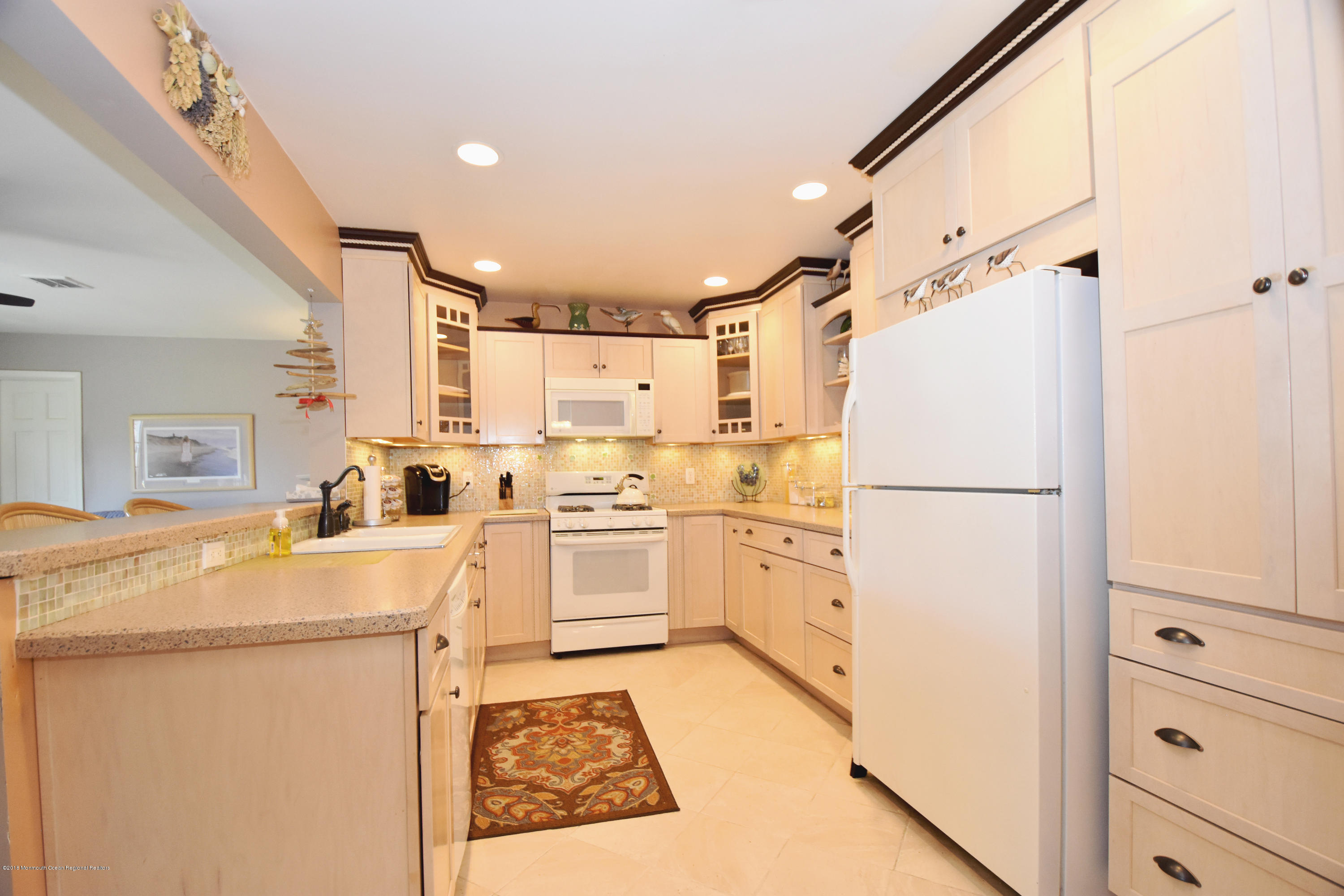 109 Meadowbrook Road Spring Lake Heights, NJ 07762 - Photo 6 of 31 Kitchen