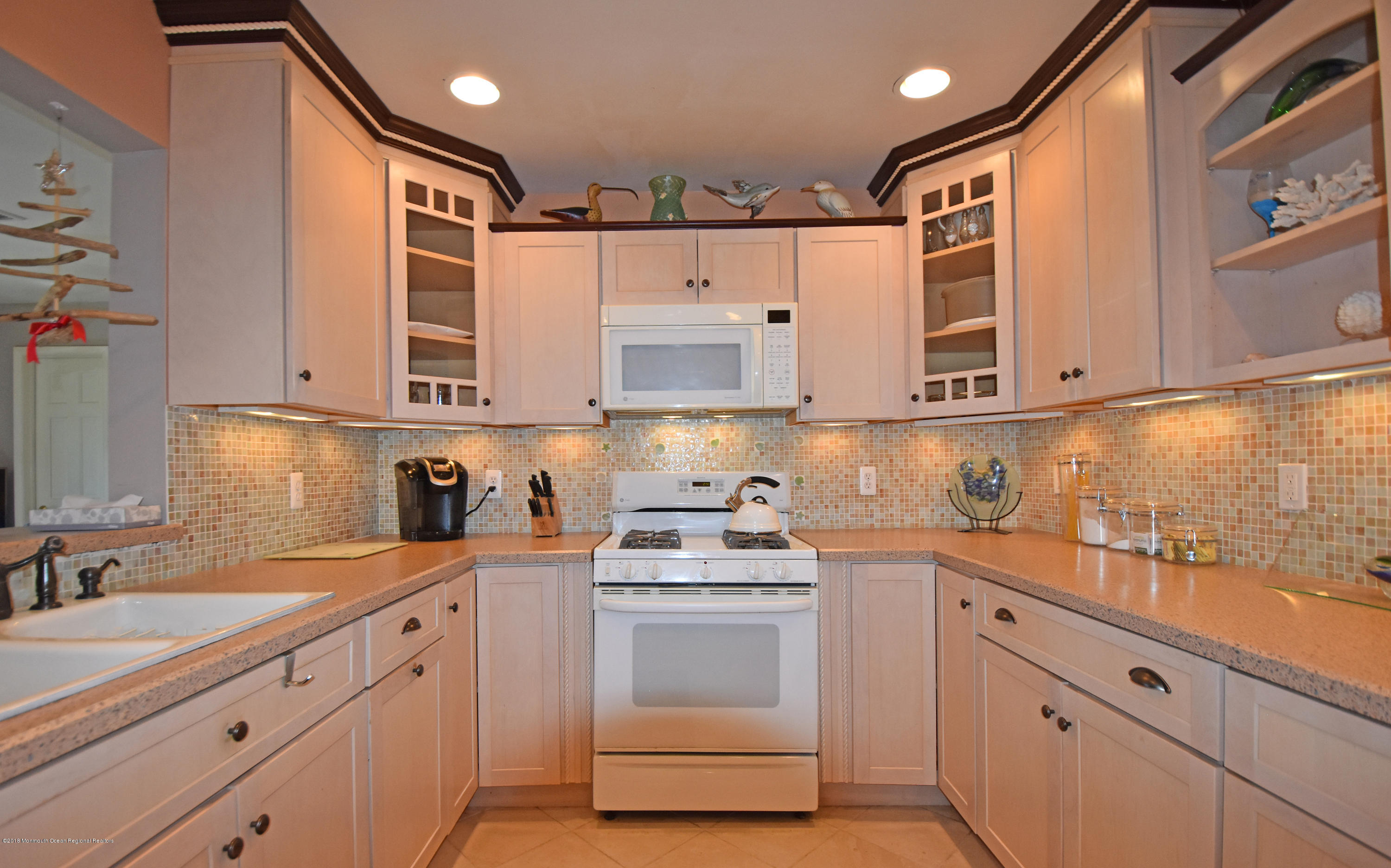 109 Meadowbrook Road Spring Lake Heights, NJ 07762 - Photo 8 of 31 Kitchen