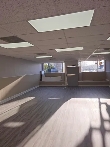 $228,000 | 945 North Memorial Drive, Racine, WI 53404