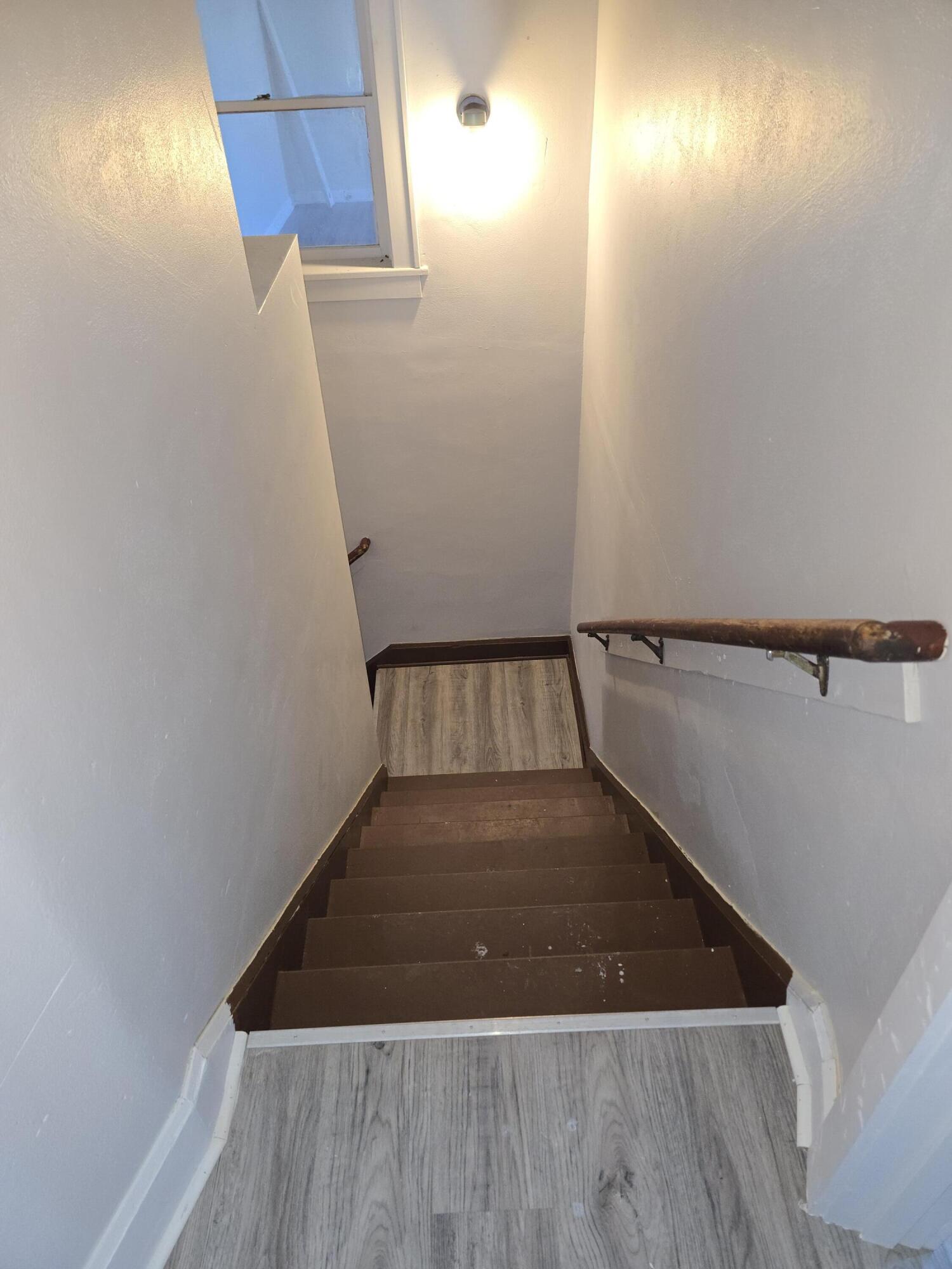 945 North Memorial Drive Racine, WI 53404 - Photo 4 of 16 20250510_182516