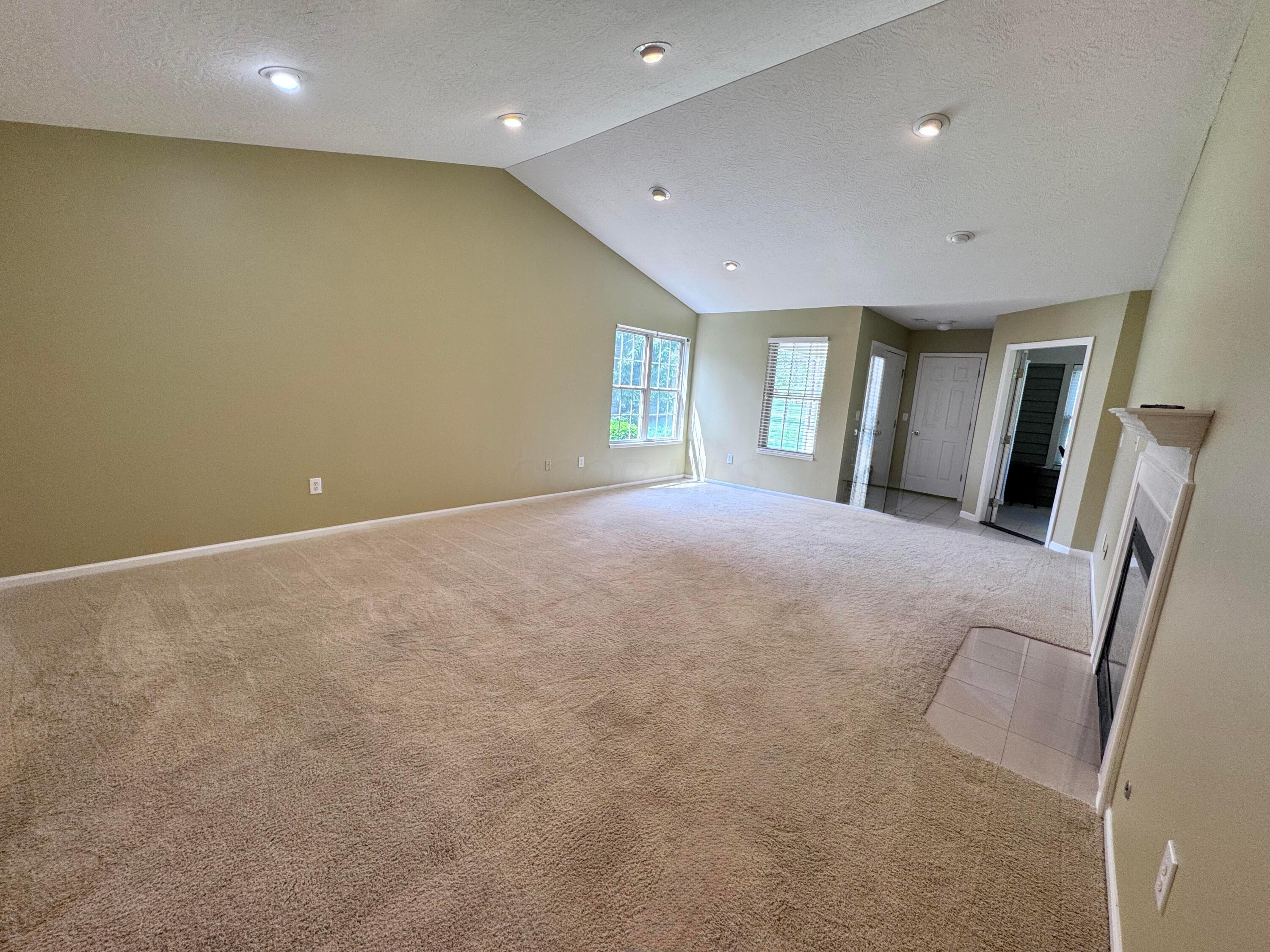 412 Charles Spring Drive Powell, OH 43065 - Photo 4 of 25 Main level living room