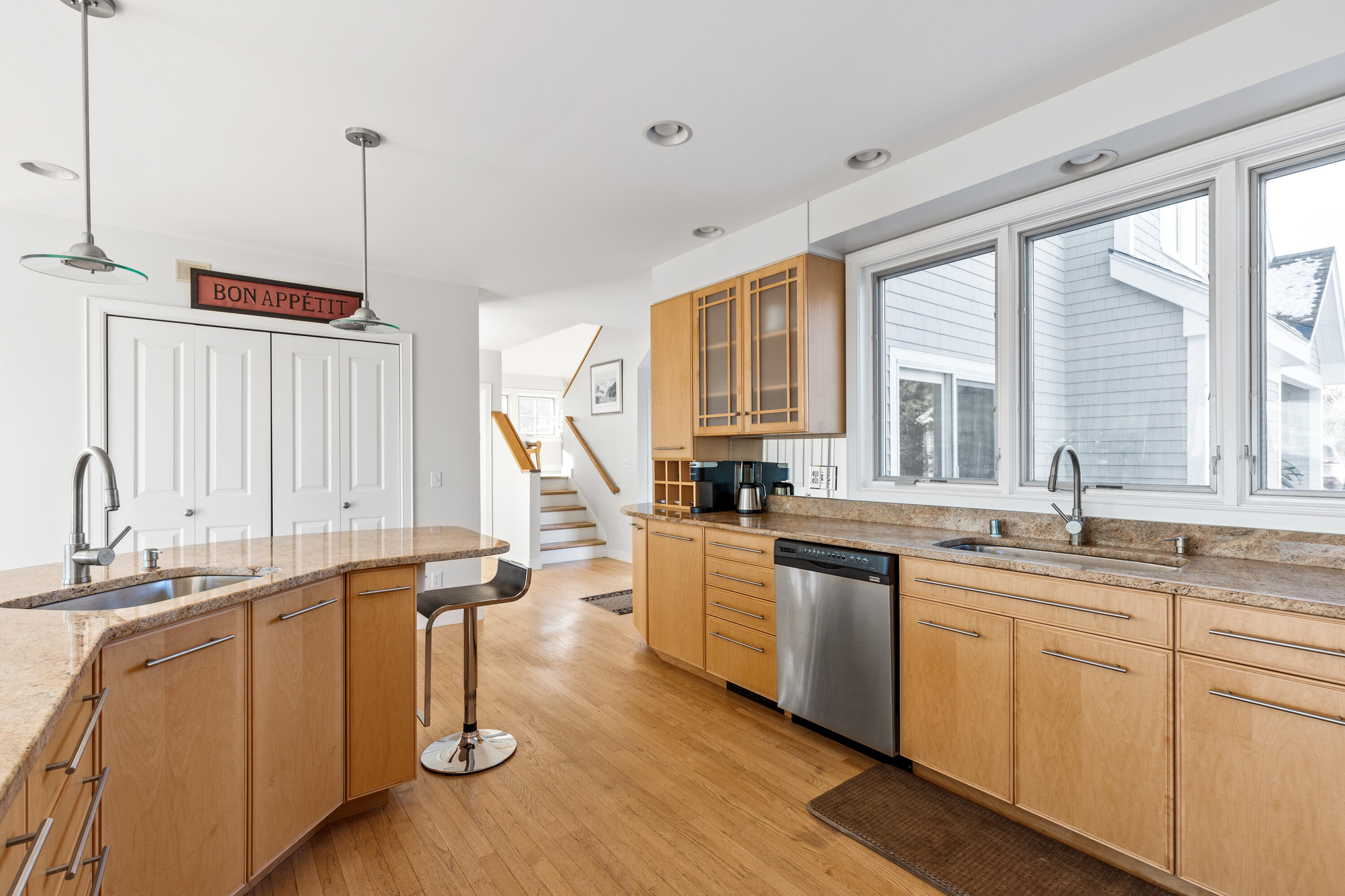 9 Hems Way Bailey Island, ME 04003 - Photo 12 of 36 09-9HemsWay-BaileyIsland-KS