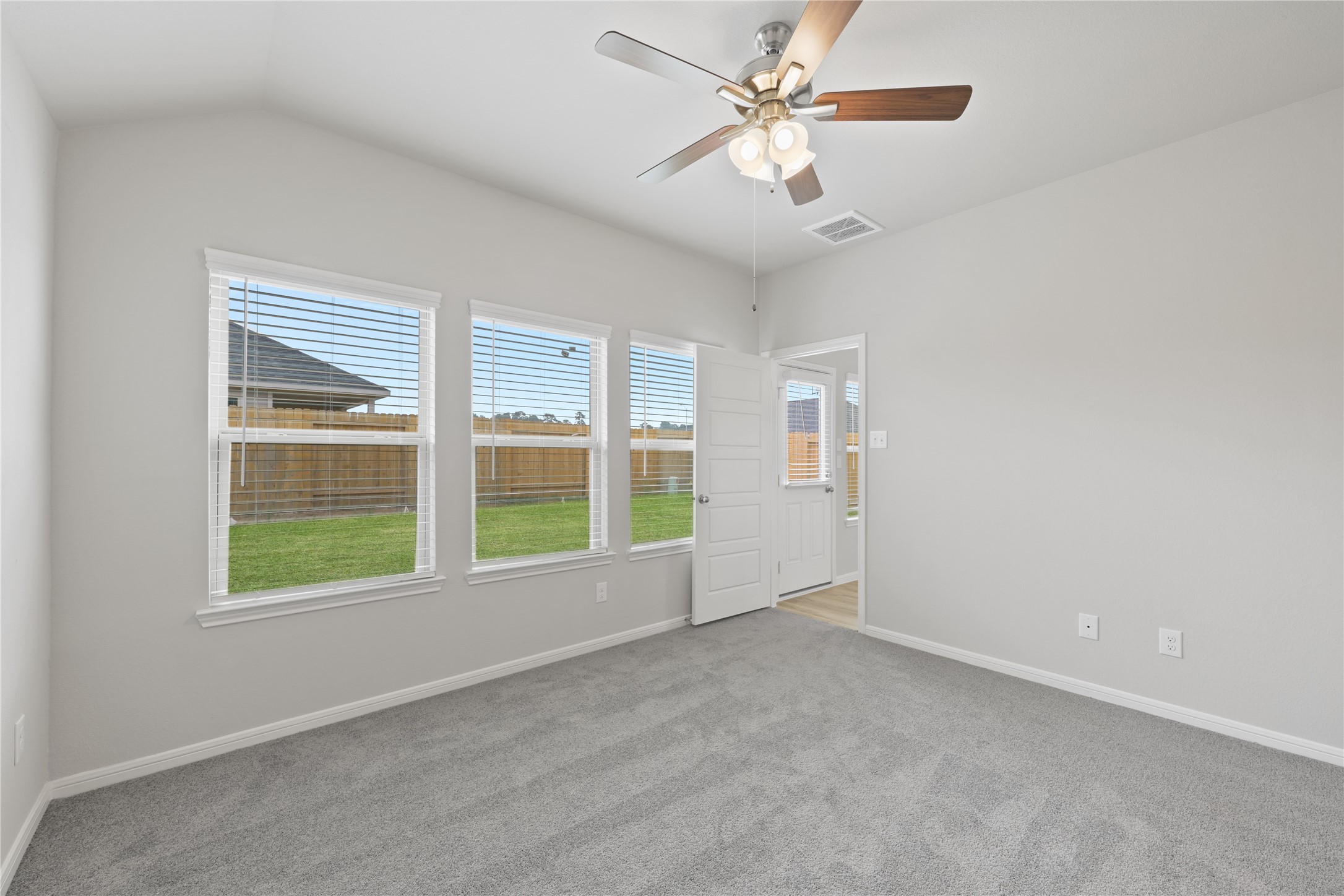 10107 Gold Finch Run Magnolia, TX 77354 - Photo 17 of 37