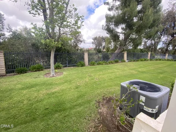 $784,900 | 1425 Calle Lozano, Camarillo, CA 93012