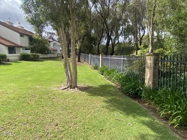 $784,900 | 1425 Calle Lozano, Camarillo, CA 93012