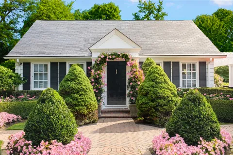 $2,250,000 | Undisclosed Address, North Barrington, IL 60010