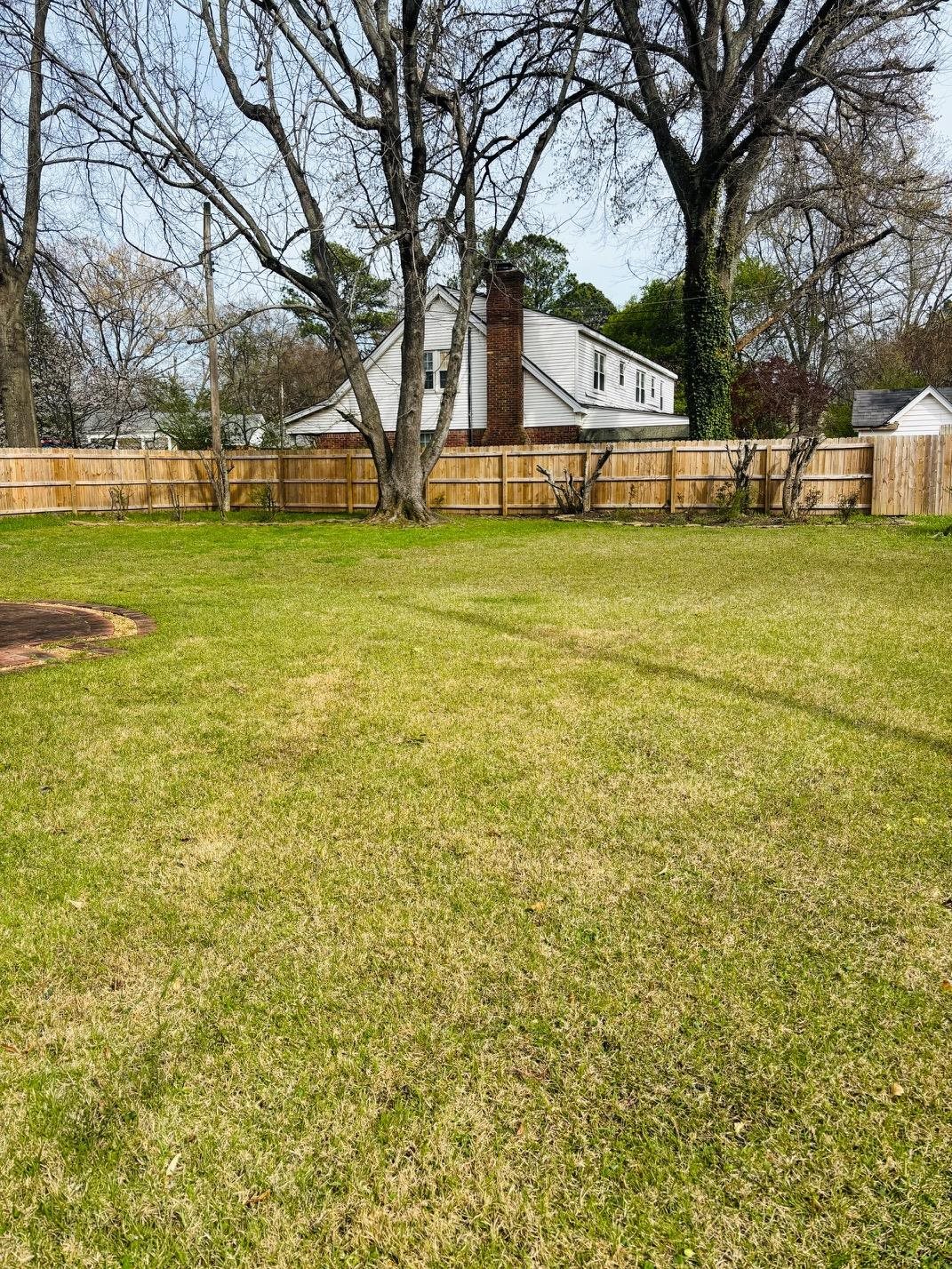 2076 Riverdale Road Germantown, TN 38138 - Photo 19 of 21 View of fenced backyard