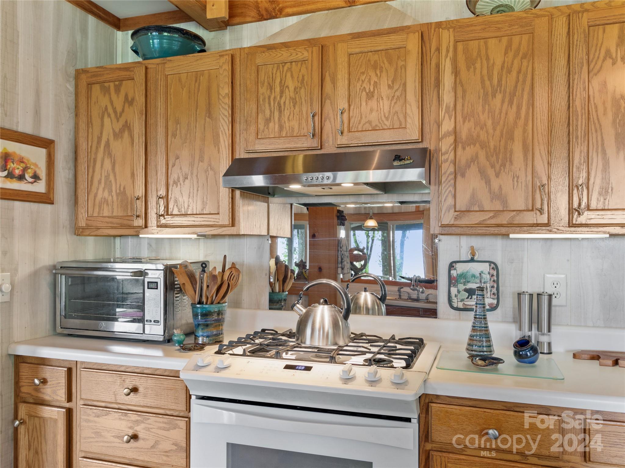 1628 Strawberry Ridge Road Spruce Pine, NC 28777 - Photo 15 of 43 Gallery Image 15