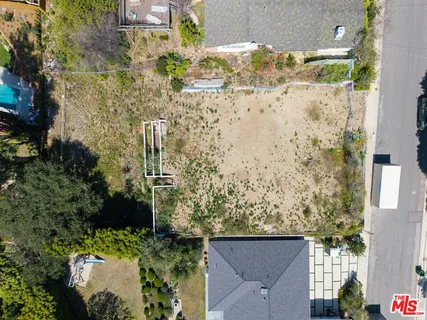 $1,950,000 | 1025 Las Pulgas Road, Pacific Palisades, CA 90272