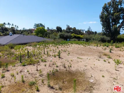 $1,950,000 | 1025 Las Pulgas Road, Pacific Palisades, CA 90272