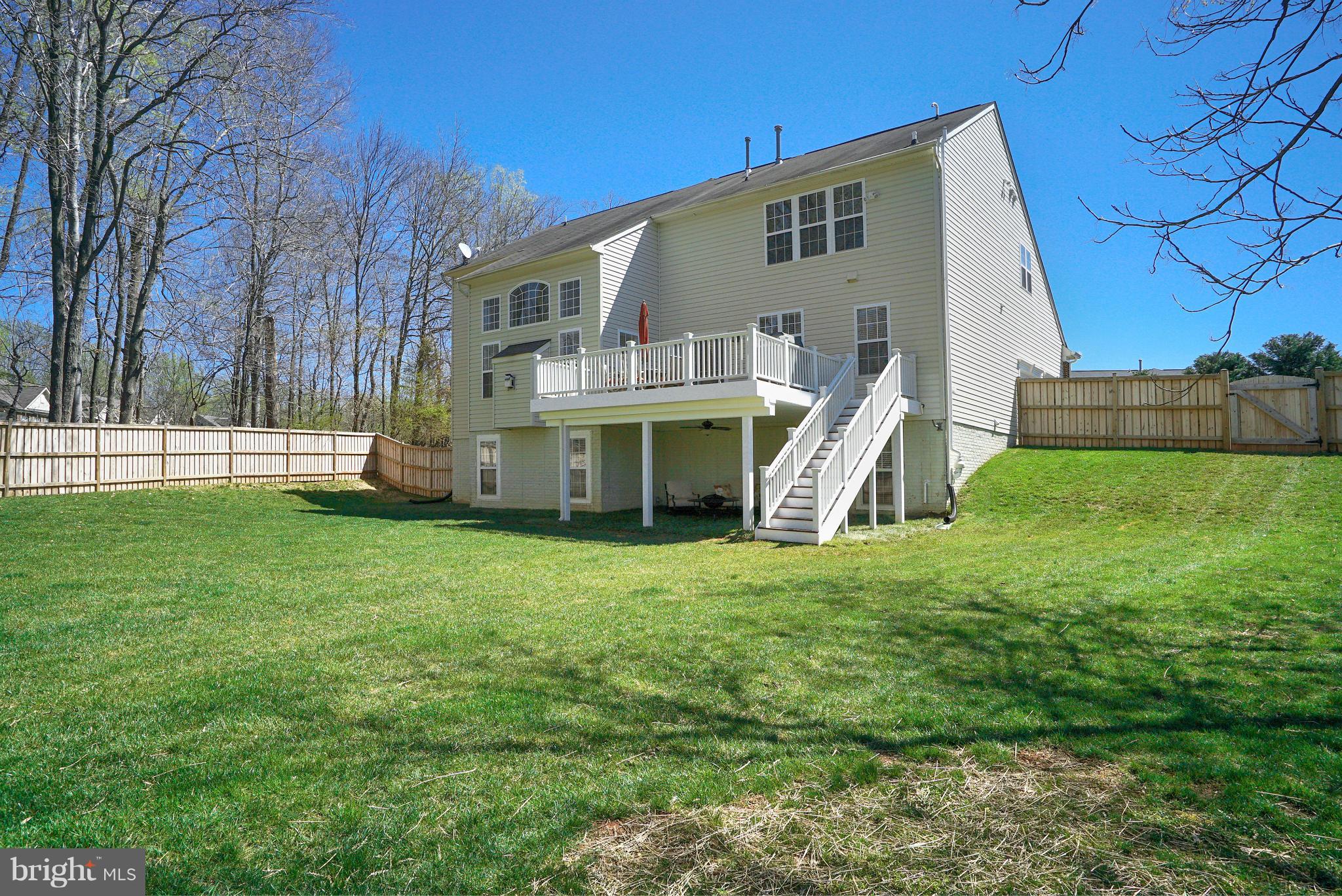 18712 Broken Oak Road Boyds, MD 20841 - Photo 28 of 29 Exterior (Rear)