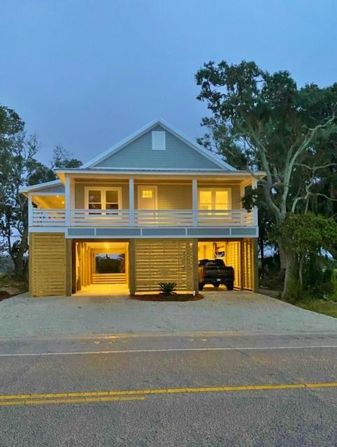 117 Jungle Road Edisto Island, SC 29438 - Photo 4 of 26 4