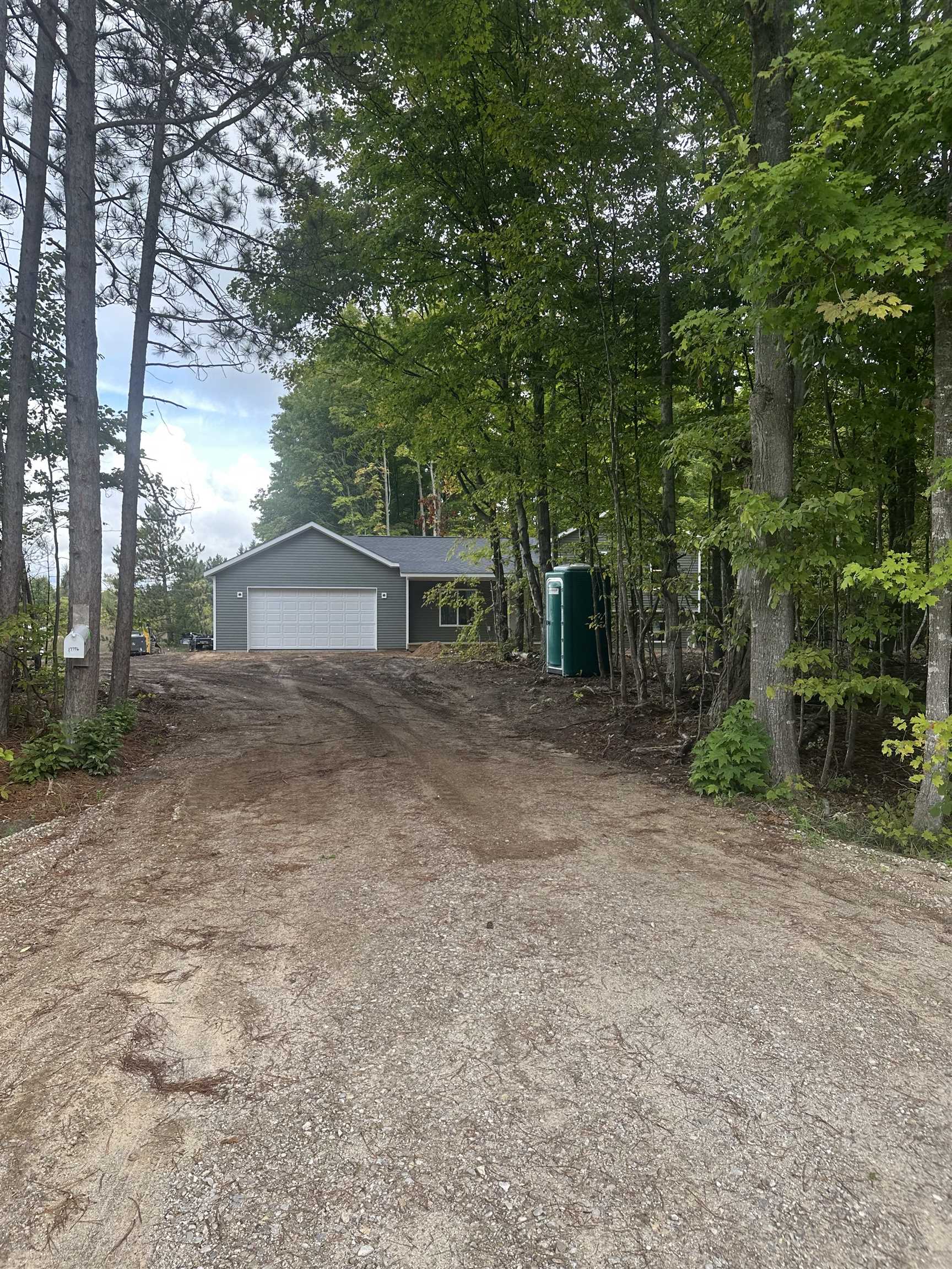 17776 Fewins Road Interlochen, MI 49643 - Photo 6 of 16 1950905-3455a74e-69a9-483a-8b6a-555b528d58e8.JPG