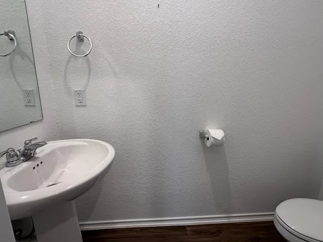 $2,000 | 1140 Cattail Lane, Bastrop, TX 78602