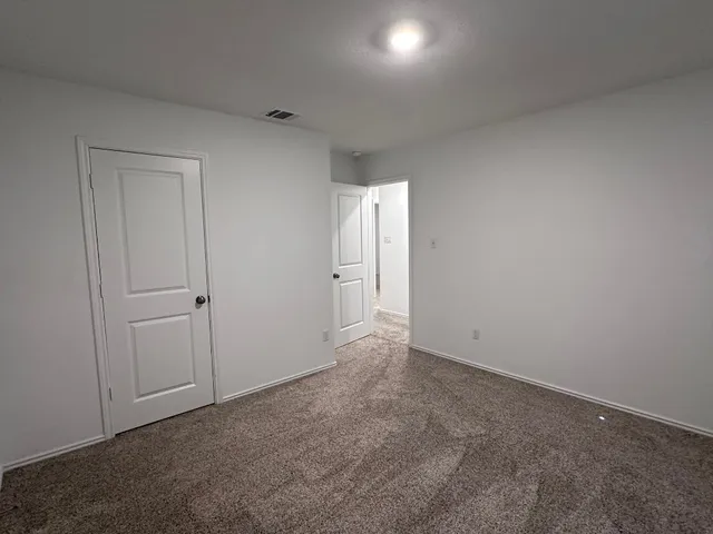 $2,000 | 1140 Cattail Lane, Bastrop, TX 78602