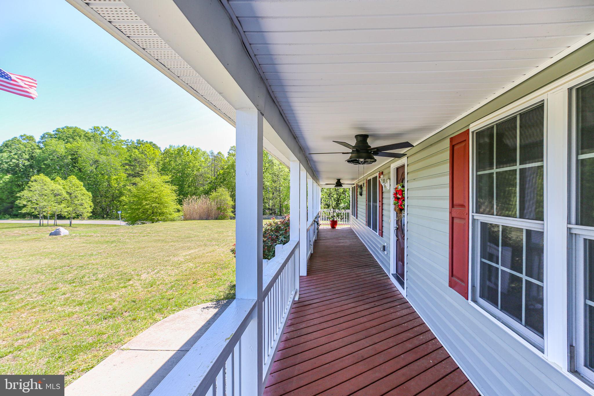 33 Austin Way Bumpass, VA 23024 - Photo 31 of 55 a view of a balcony