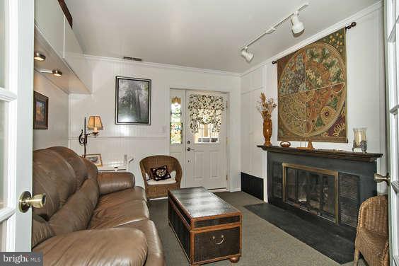 9742 Basket Ring Road Columbia, MD 21045 - Photo 20 of 30 Family Room