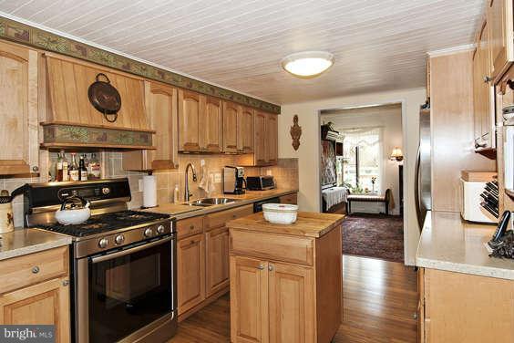 9742 Basket Ring Road Columbia, MD 21045 - Photo 6 of 30 Kitchen