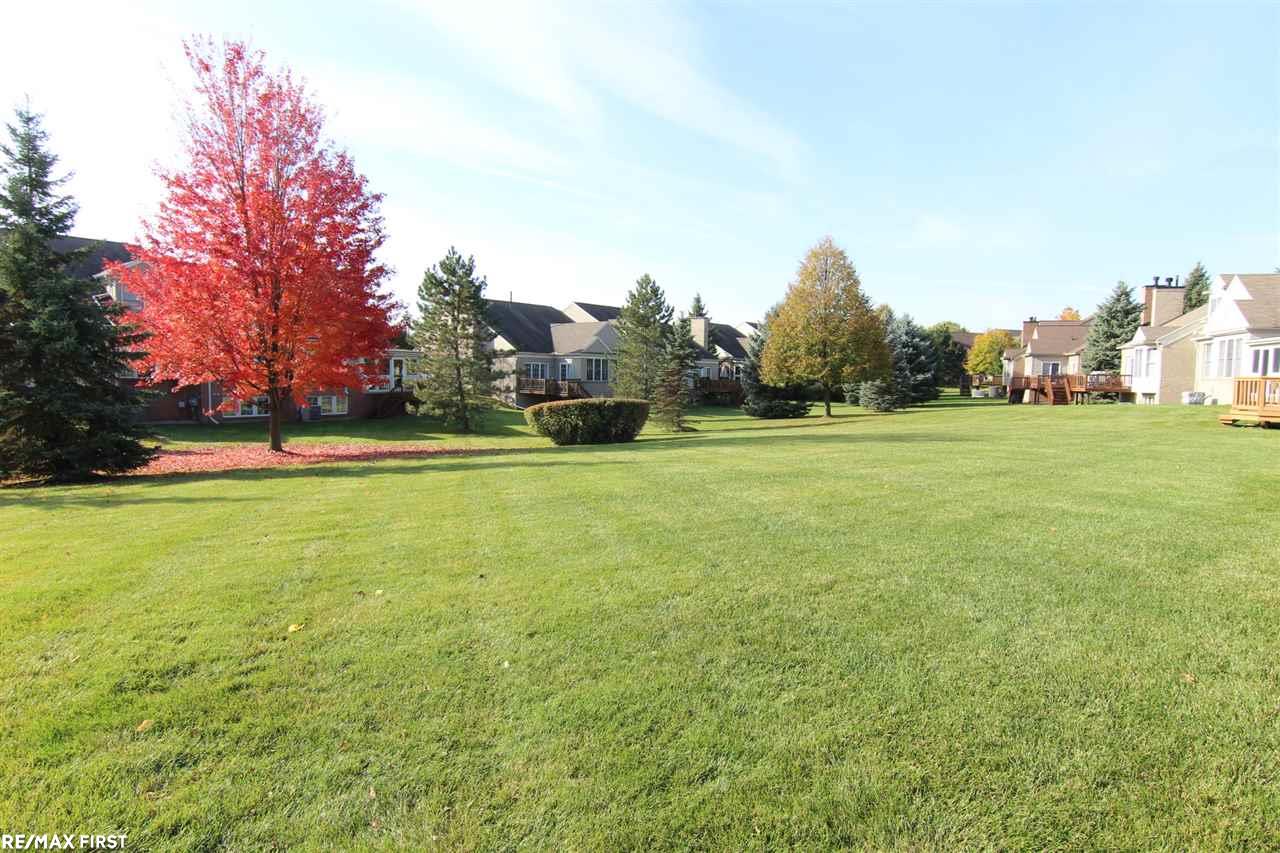 1679 Maple Creek Court, Unit 97 Rochester, MI 48306 - Photo 31 of 32 Gallery Image 31