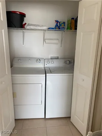 $1,700 | 5218 Chiquita Boulevard South, Unit 202C, Cape Coral, FL 33914