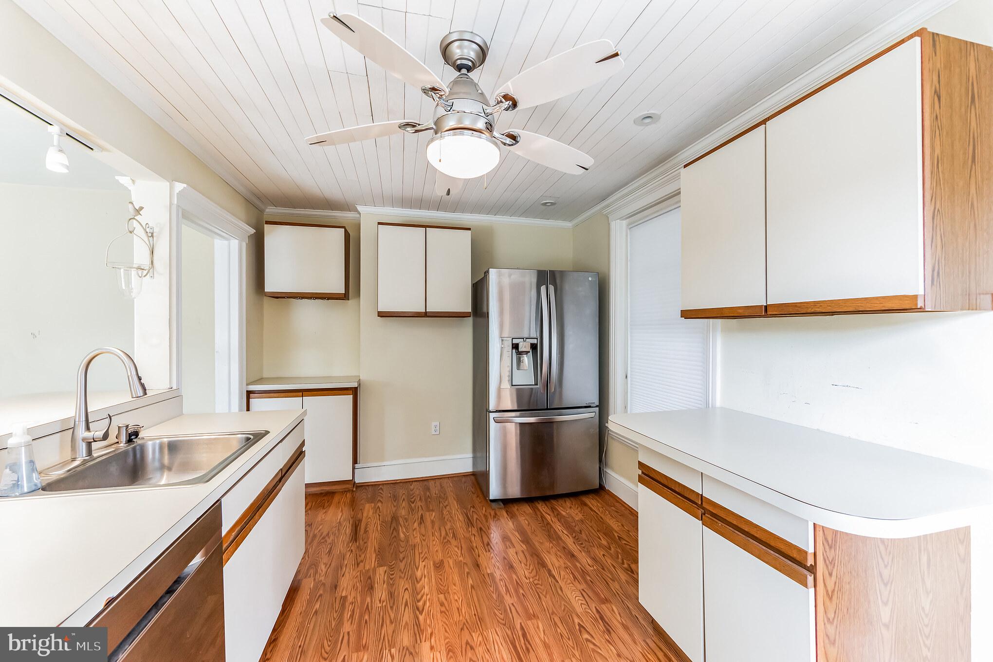 108 Owens Lane Wayne, PA 19087 - Photo 17 of 35 Kitchen