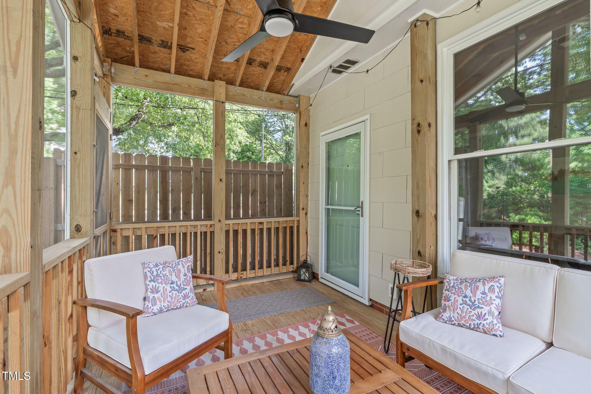 1209 Edgevale Road Durham, NC 27701 - Photo 20 of 26 A-20