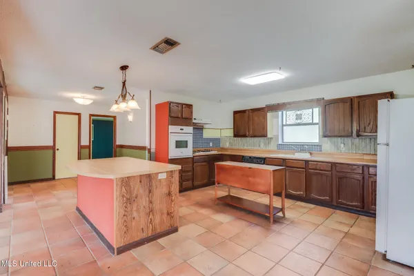 $577,750 | 16450 Bell Creek Road, Pass Christian, MS 39571