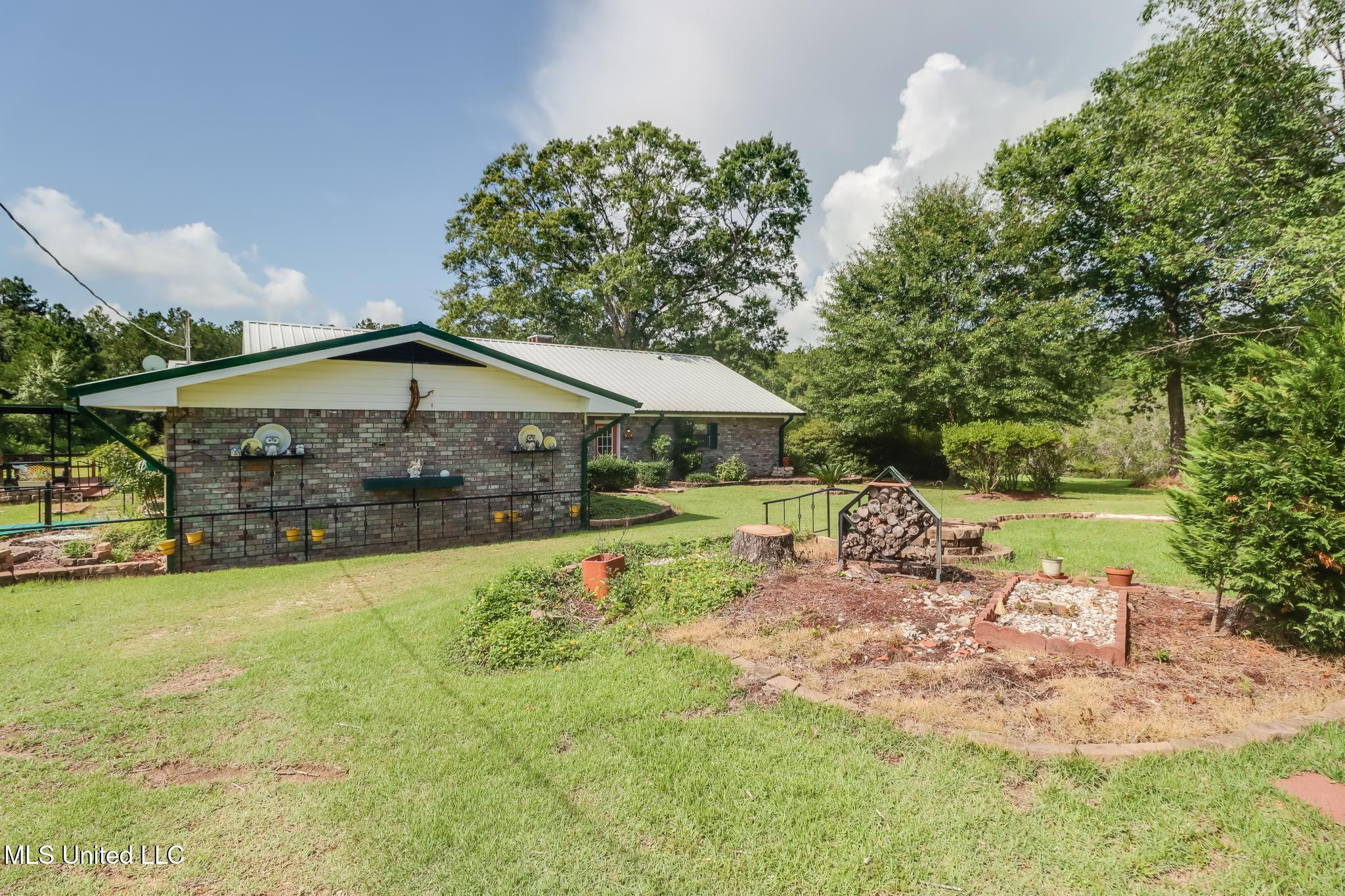 16450 Bell Creek Road Pass Christian, MS 39571 - Photo 7 of 41 Photo Jun 18 2025, 10 15 10 AM (2)