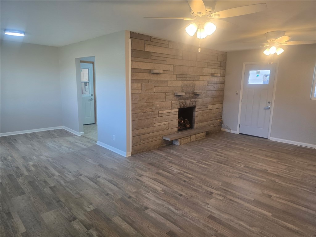1505 West Ash Avenue Decatur, IL 62526 - Photo 9 of 19 Gallery Image 9