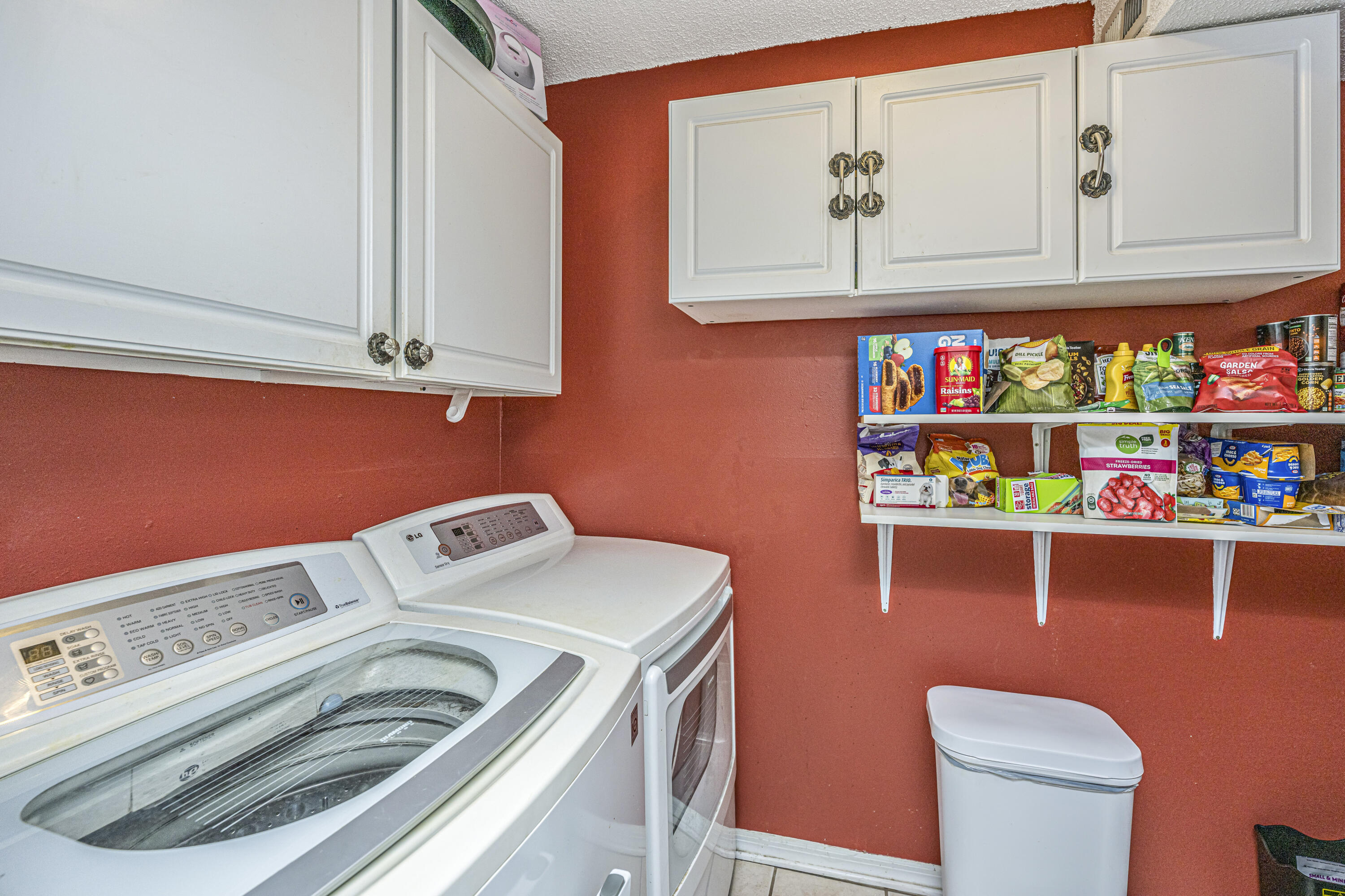 1867 Montclair Drive, Unit D Mount Pleasant, SC 29464 - Photo 12 of 30 Laundry Room