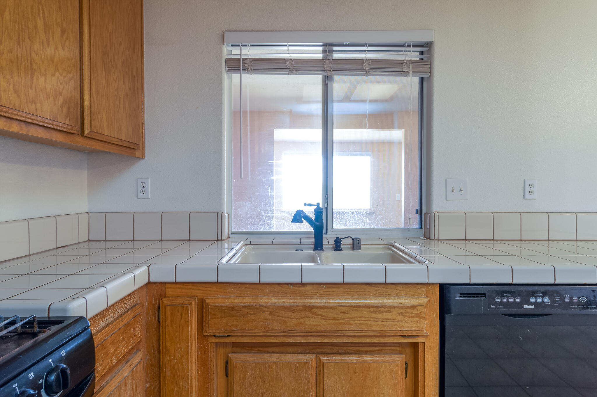 9275 Sonora Road Phelan, CA 92371 - Photo 12 of 28 9275 Sonora Rd-8