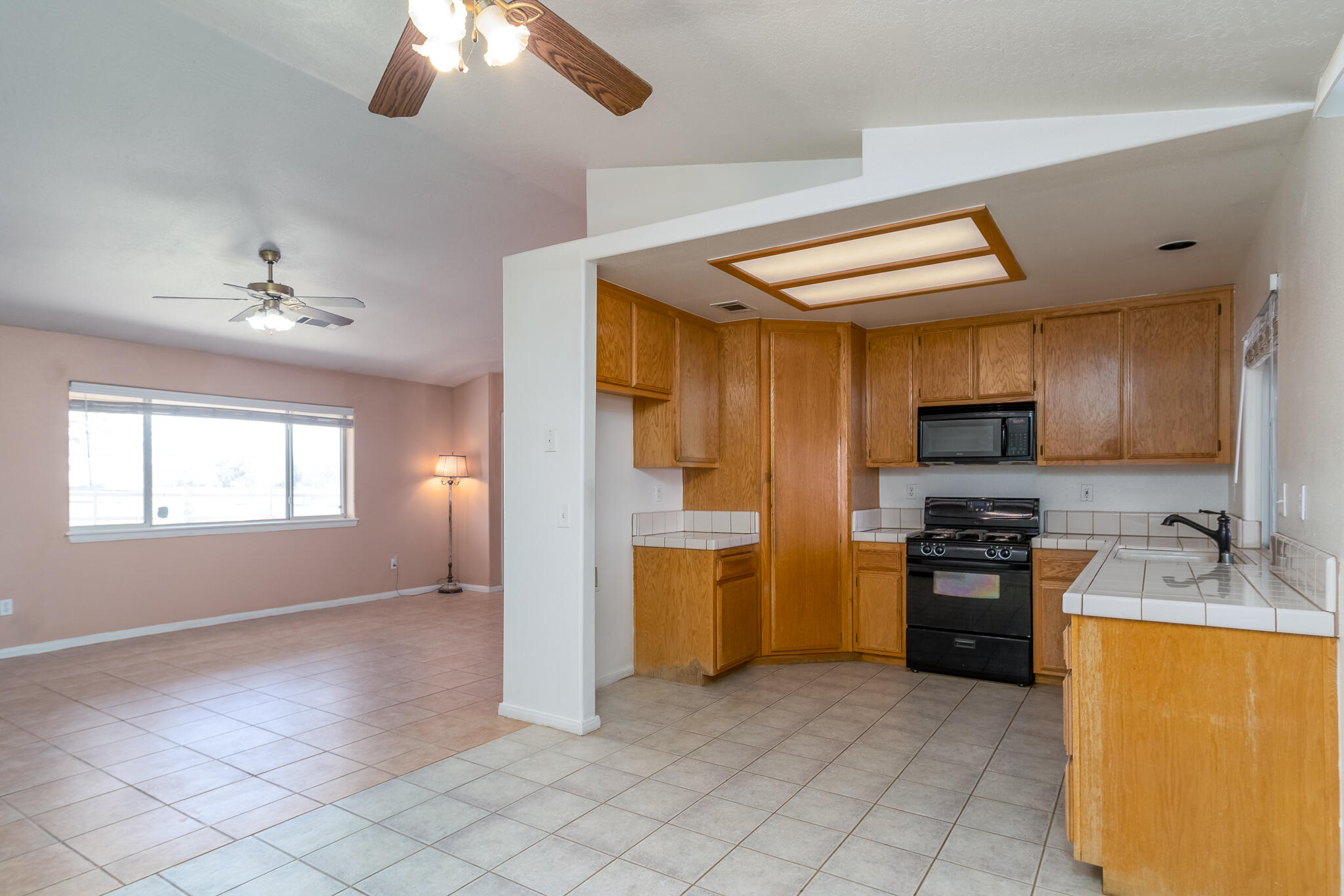 9275 Sonora Road Phelan, CA 92371 - Photo 9 of 28 9275 Sonora Rd-5