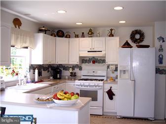 10 Sulgrave Manor Lumberton, NJ 08048 - Photo 5 of 12