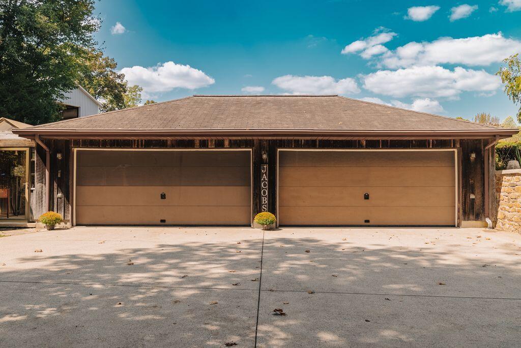 1481 Thornton Road Russell Springs, KY 42642 - Photo 27 of 60 Two large garage openings to accommodate 4 cars
