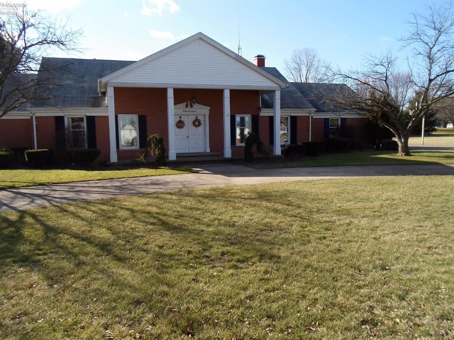 3216 Fox Road Sandusky, OH 44870 - Photo 1 of 10 Gallery Image 1