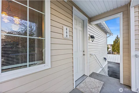 $375,000 | 18615 101st Ave Court East, Unit 260, Puyallup, WA 98375