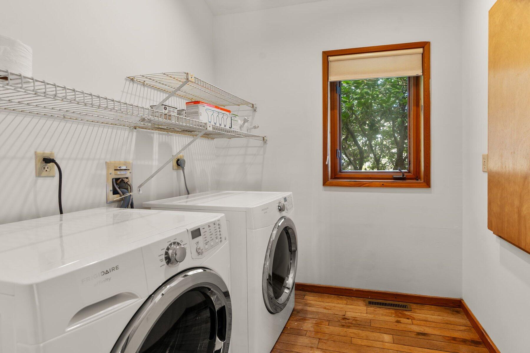 13 Cedar Street Mashpee, MA 02649 - Photo 13 of 32 38-custom-13 Cedar St Hi Res-12