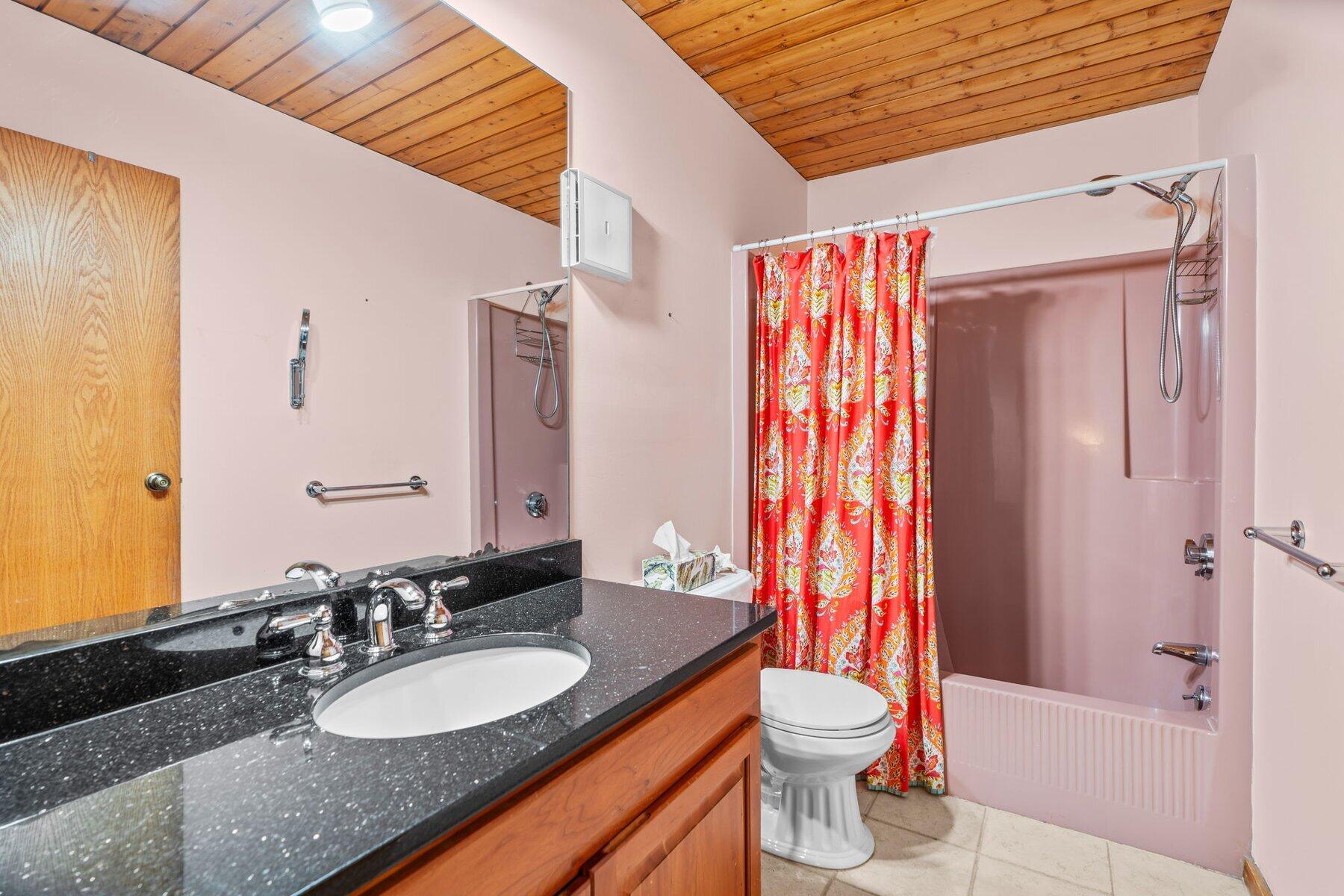 13 Cedar Street Mashpee, MA 02649 - Photo 15 of 32 40-custom-13 Cedar St Hi Res-14
