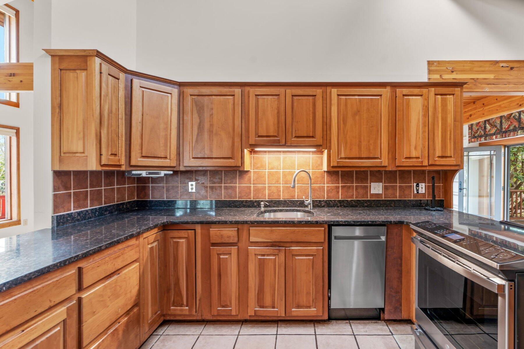 13 Cedar Street Mashpee, MA 02649 - Photo 4 of 32 35-custom-13 Cedar St Hi Res-35