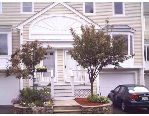 44 Abington Road, Unit 44 Danvers, MA 01923 - Photo 1 of 1 Gallery Image 1