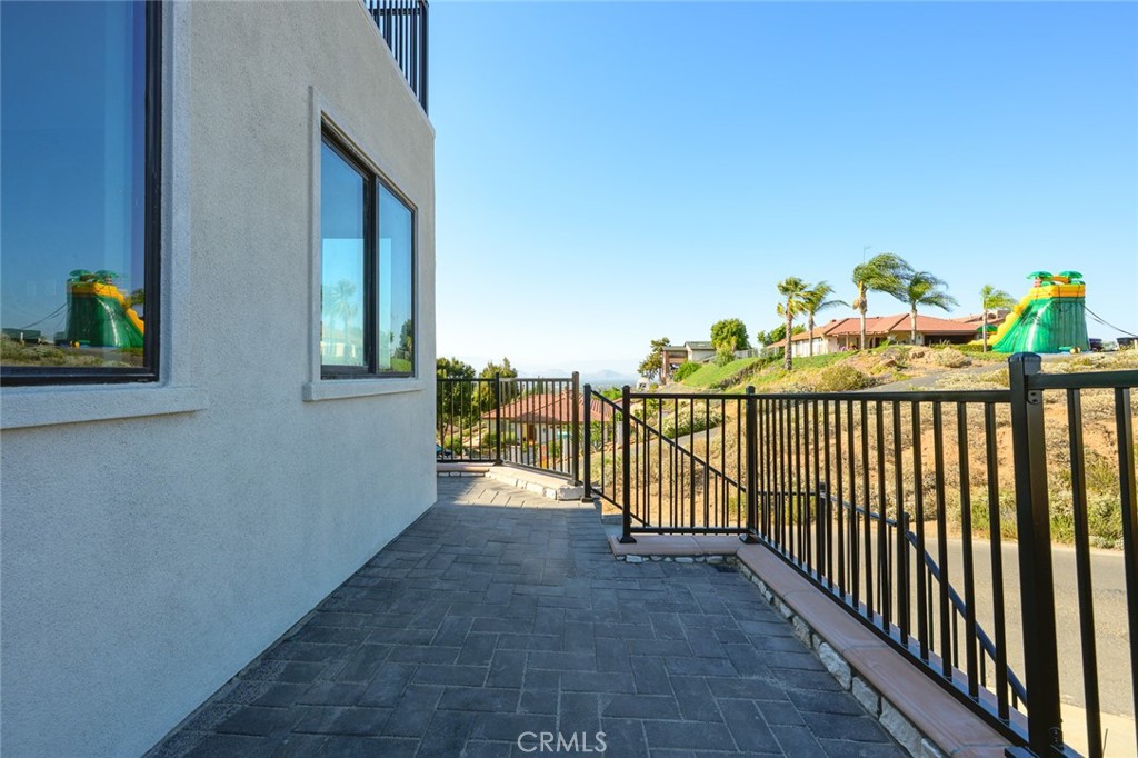 16515 Canyon Ridge Drive Riverside, CA 92503 - Photo 49 of 61