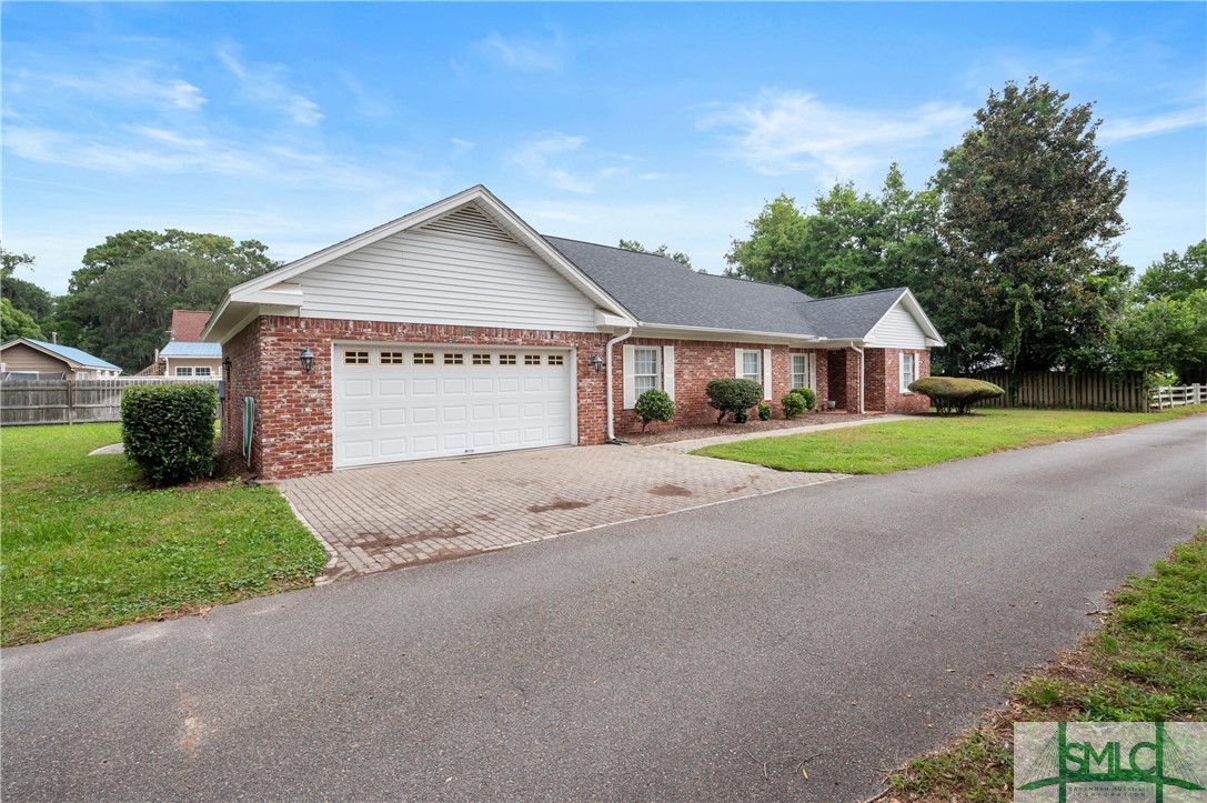 22 Wild Oak Road Savannah, GA 31406 - Photo 2 of 35 Gallery Image 2